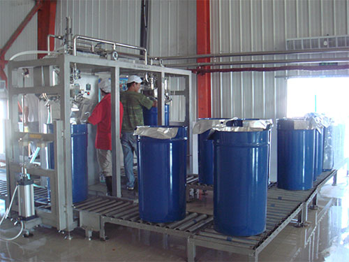 1653274392105617.jpg 双头草莓视频黄片版灌装机.JPG